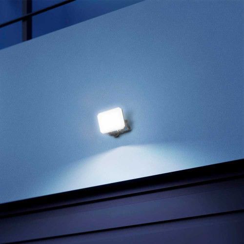 Фото LED прожектор VIDEX F3 20W 5000K 220V Black (VLE-F3-0205B) 27713,