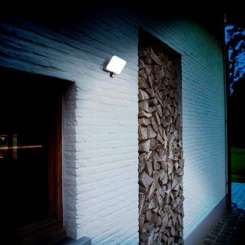 Фото LED прожектор VIDEX F3 50W 5000K з датчиком руху 220V Black (VLE-F3-0505B-S) 27718,