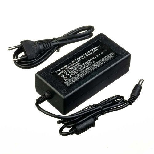 Фото Led блок питания 12V 5А 60Вт со штекером в пластиковом корпусе 1022855,