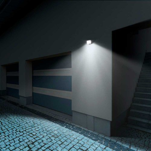 Фото LED прожектор VIDEX F3 30W 5000K 220V Black (VLE-F3-0305B) 27714,