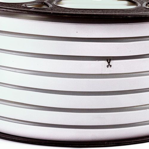 Фото Неоновая лента светодиодная белая холодная CW 12V силикон 10000-11000К 6х12 AVT - smd2835 120LED/м 13Вт/м IP65 1018078,