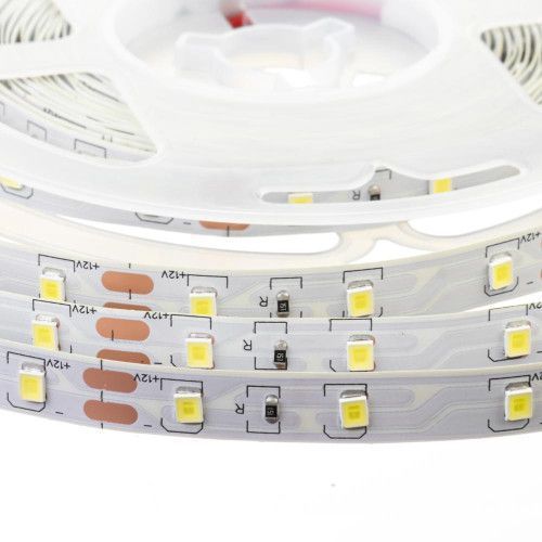 Фото Світлодіодна стрічка біла 12V smd 2835 60LED/м IP20 1017947,